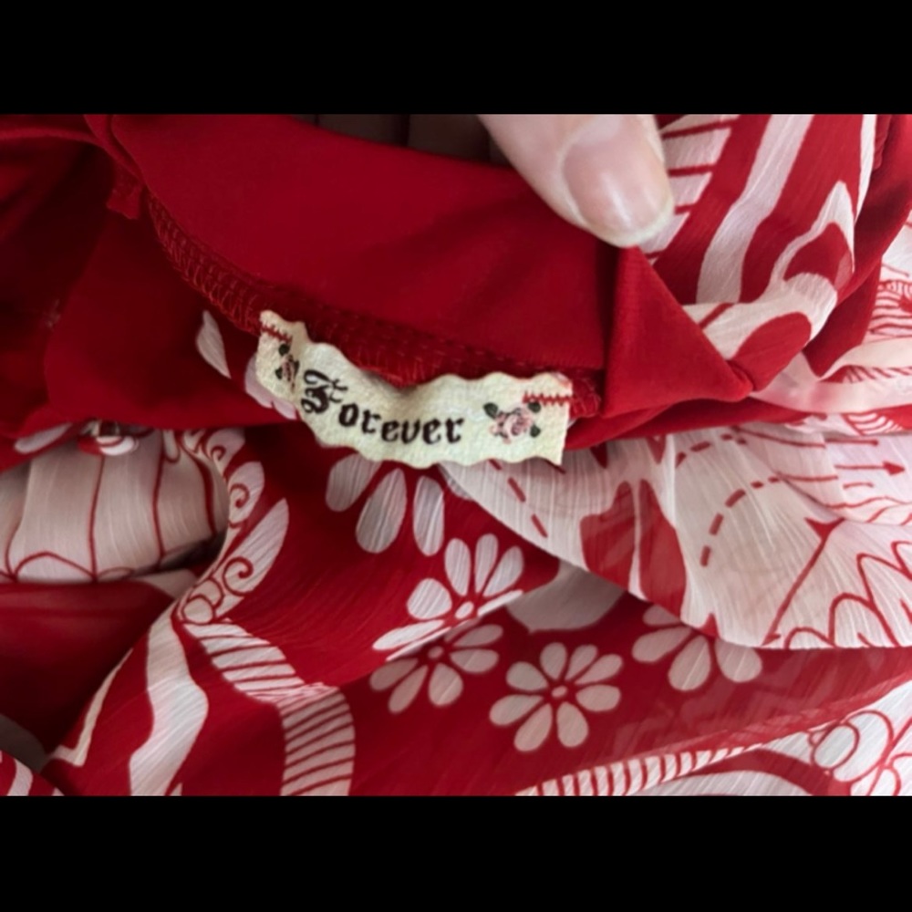 red flowy dress - Picture 4 of 4